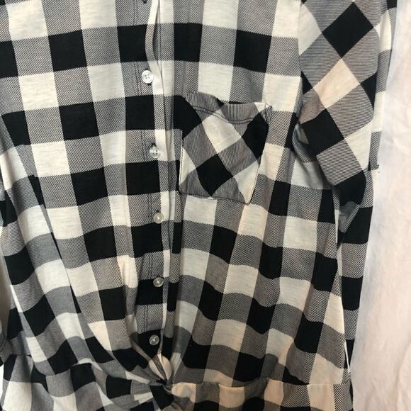 Wishful Park Button down shirt. Black and white plaid Medium - Picture 4 of 10